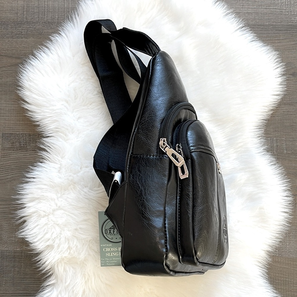 Oxford Station Vintage Style Unisex Crossbody Sling Bag Black Vegan Leather - Picture 4 of 12
